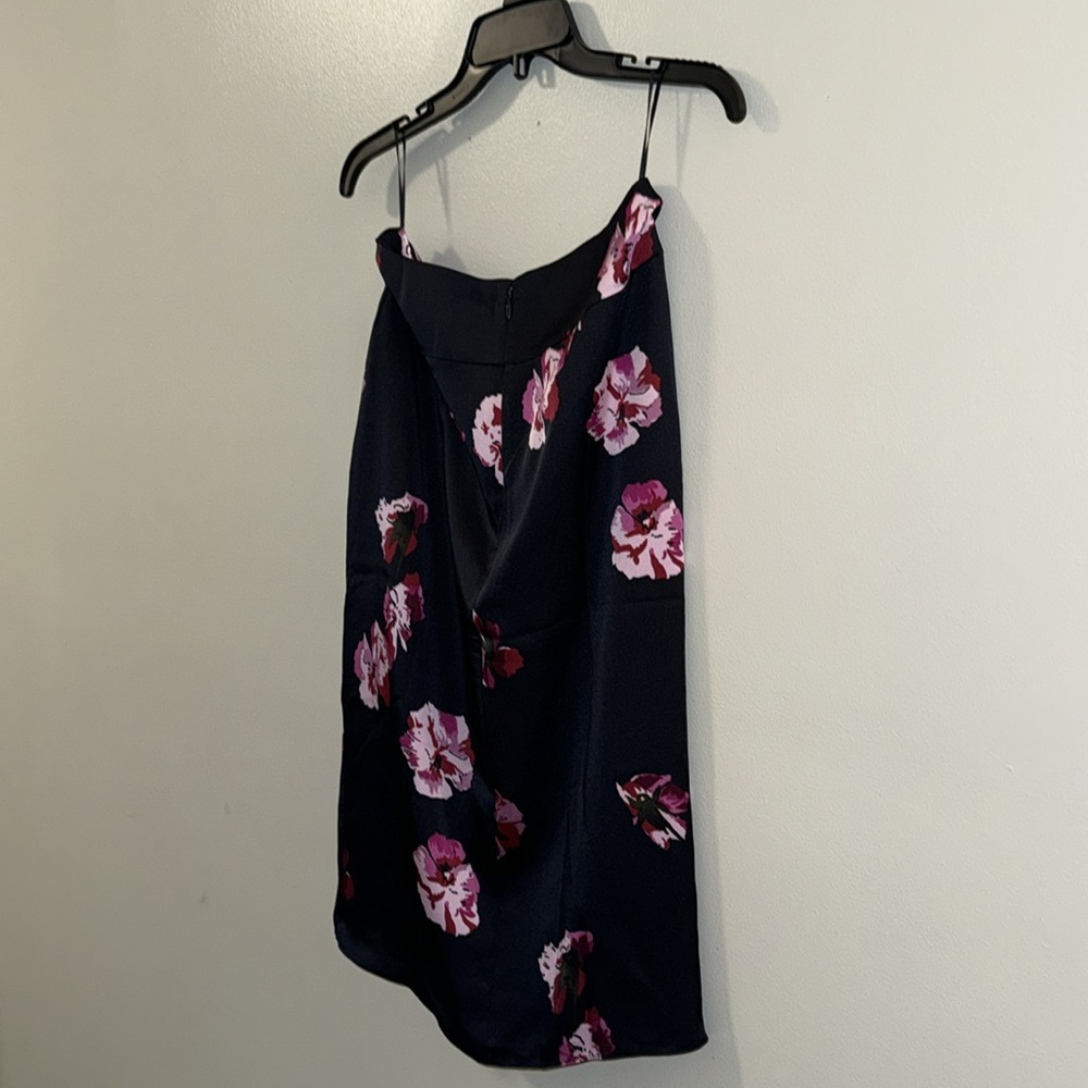 Joie Navy Floral Dress - Picture 7 of 8